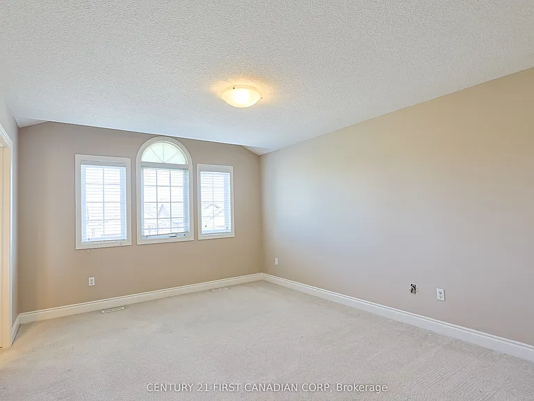 565 Bluebell Rd #34 — Photo 15