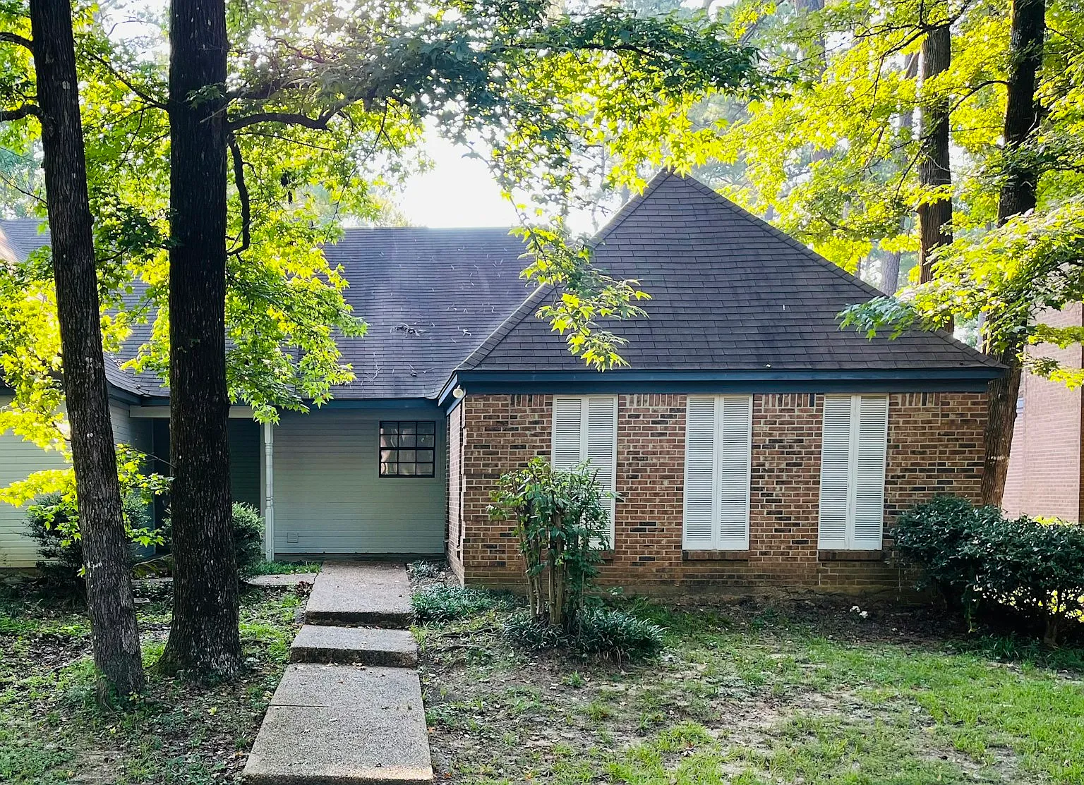 117 Bent Creek Cir N, Unit B — Photo 1