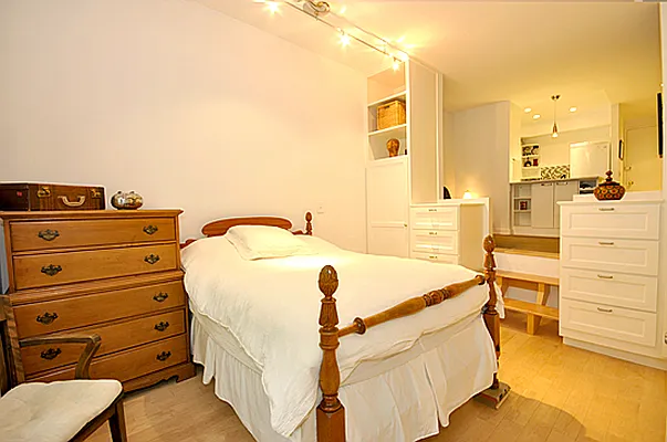 Sold by Cooper & Cooper Real Estate | media 7