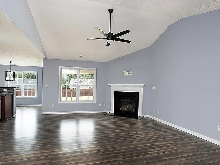 2549 Hunting Bow Dr — Photo 4