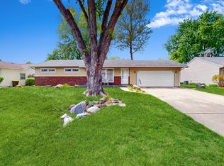 143 Scott Dr, Dundee, IL