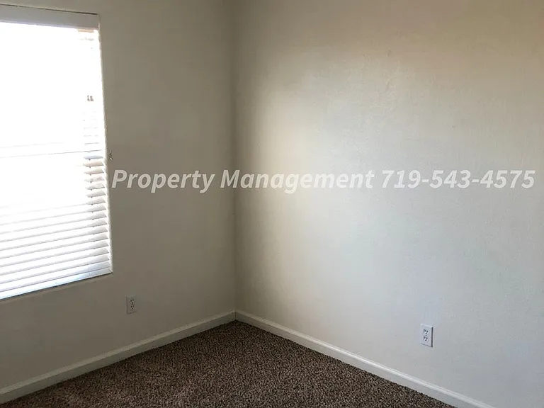 655 S Inca Dr — Photo 9