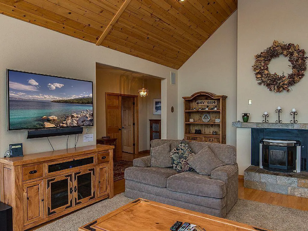 13114 Ski Slope Way — Photo 4