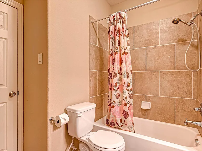 4311 Madera Creek Ln — Photo 34