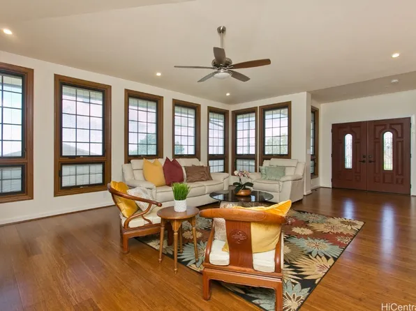 99-819 Lalawai Dr, Aiea, HI 96701