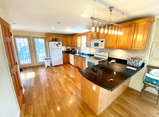 12 Crescent Rd #3, Middletown, RI 02842