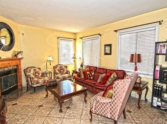 3rd image of 5546 Newbriar Way