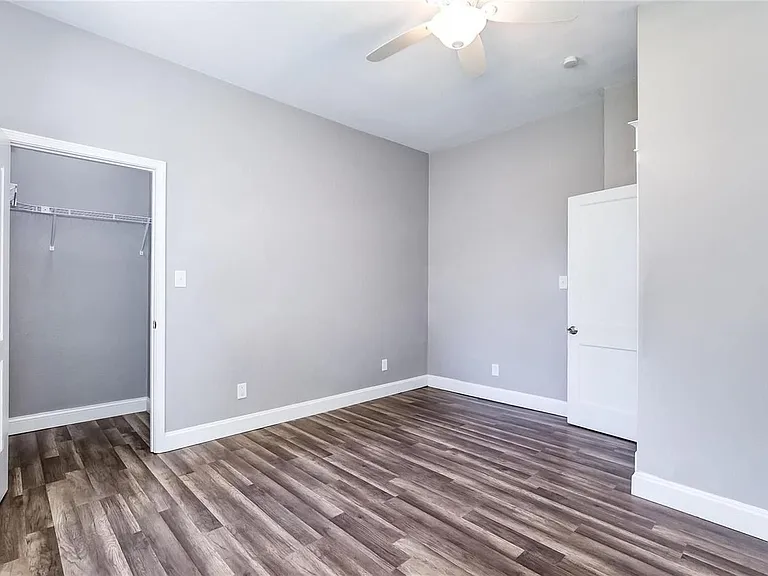 412 N Aurora St — Photo 24