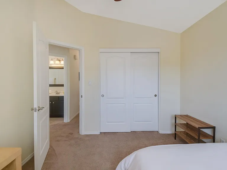 8627 Eagle Creek Dr NE — Photo 33