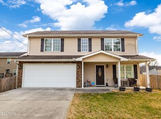 2476 Gibson Cir #1, Sevierville, TN 37876