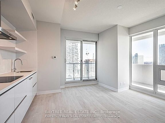 2nd image of 2221 Yonge St #1202