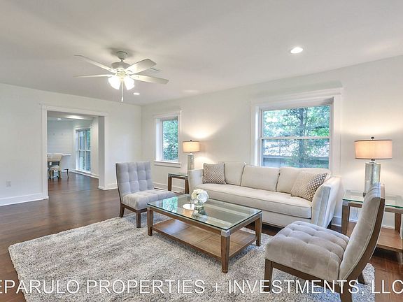3rd image of 1812 Fernando Dr