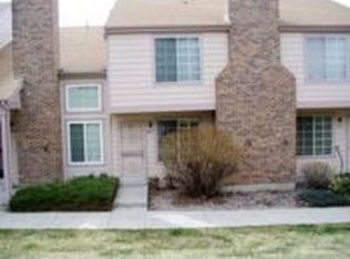 884 Summer Dr, Highlands Ranch, CO 80126