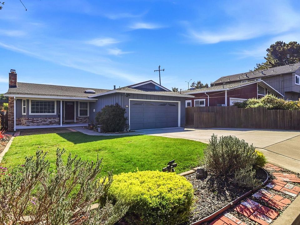 1st image of 3421 Lodge Dr