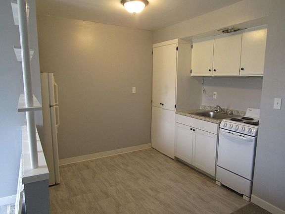 4th image of 425 H St NE #1