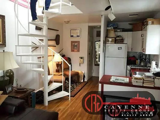 Rented by Cayenne Realty Group | media 21