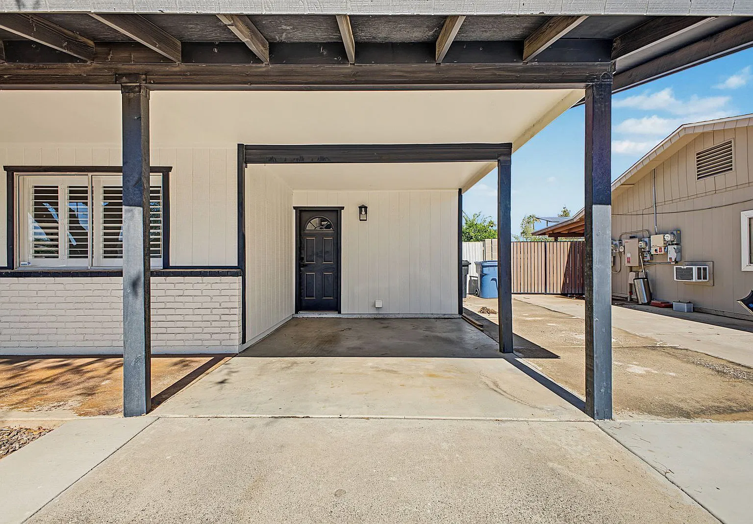 3 bed, 2.0 bath, 1500 sqft, $2,850 — Photo 4