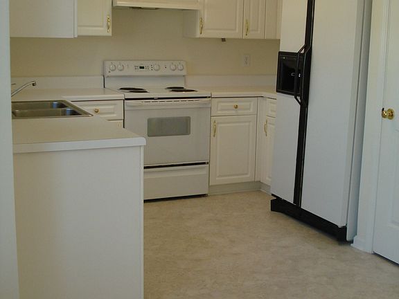 Great eat in kitchen with lots of cabinet space, pantry and bay window