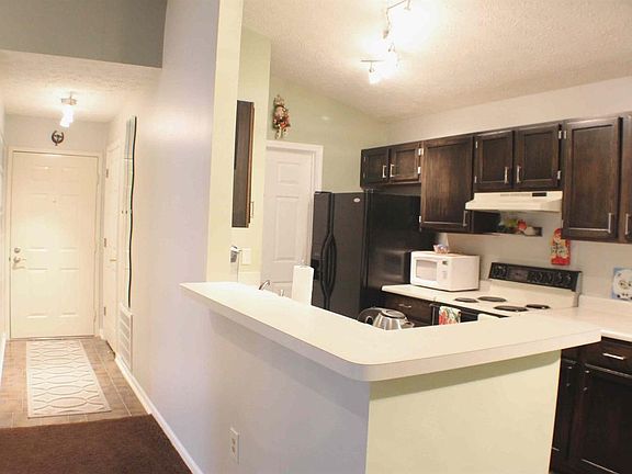 3rd image of 210 Carrington Ln APT 311