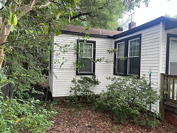 4th image of 2125 Commander Rd