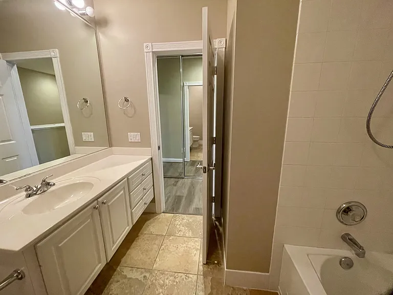1649 Napoli Dr W #1649 — Photo 14