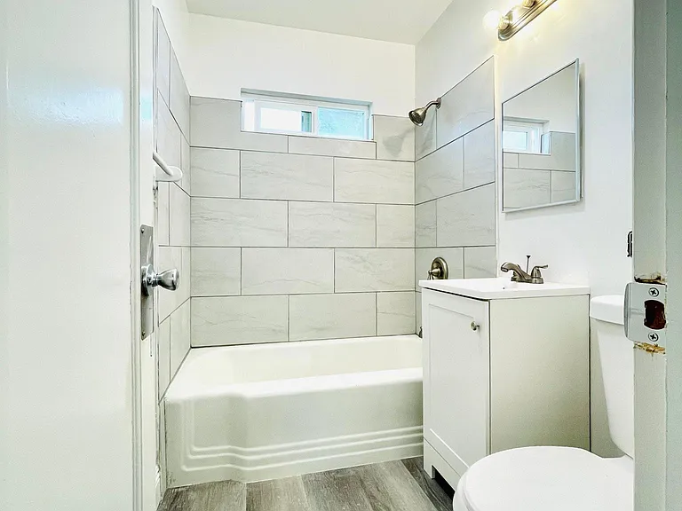 2112 E Peralta Way — Photo 8