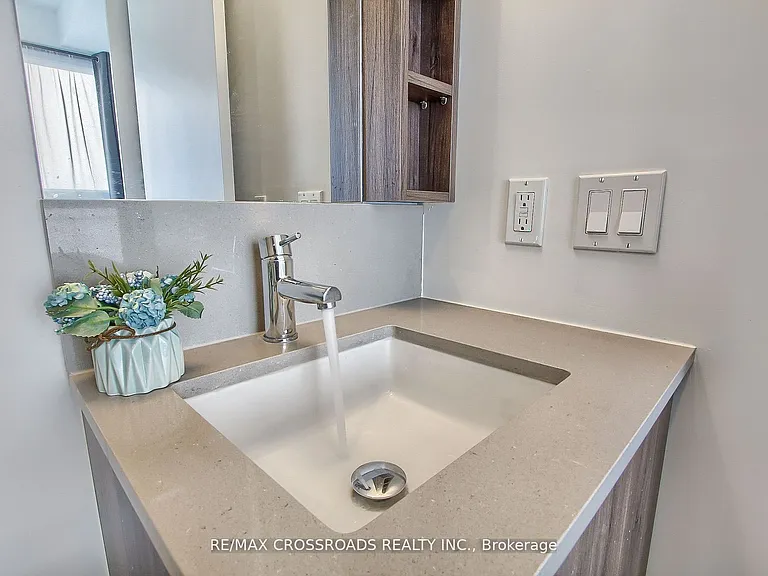 1000 Portage Pkwy #2511 — Photo 23