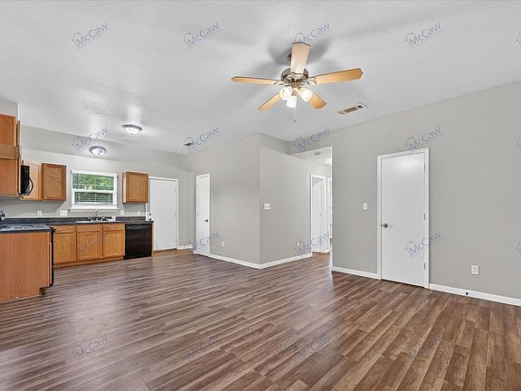 5th image of 2312 Gilmer St