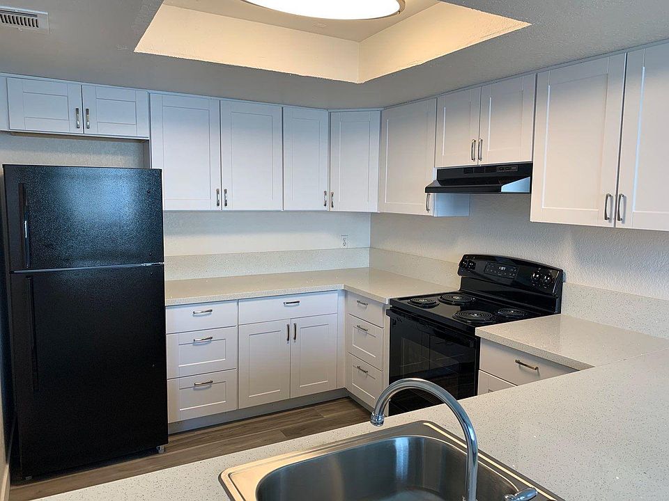 1st image of 5110 El Camino Ave #6