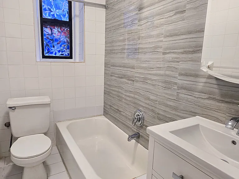 1404 Noble Ave #1G — Photo 15
