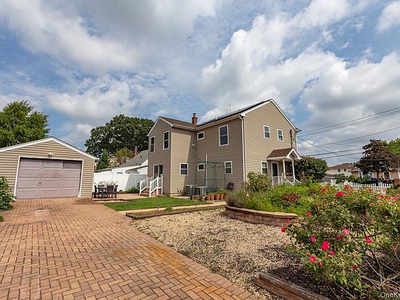 5th image of 305 S Strong Avenue