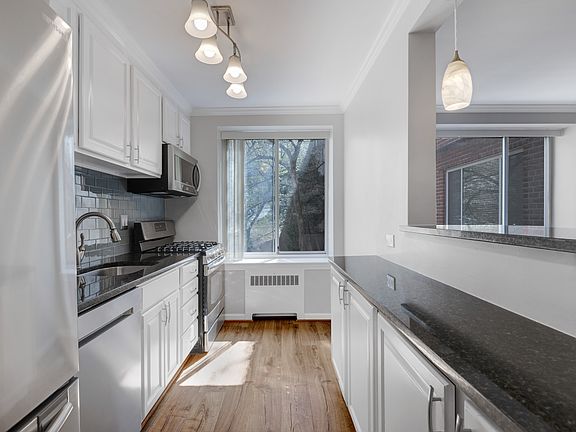 4100 W St NW #206-8_04052023