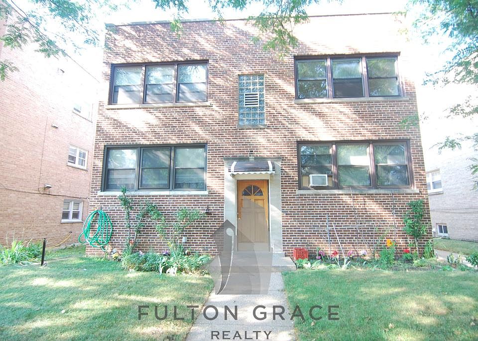 1st image of 2718 W Berwyn Ave APT 2E