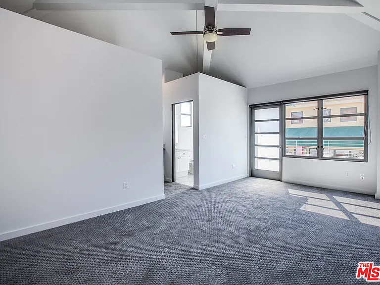 1358 4th Ave #D — Photo 10
