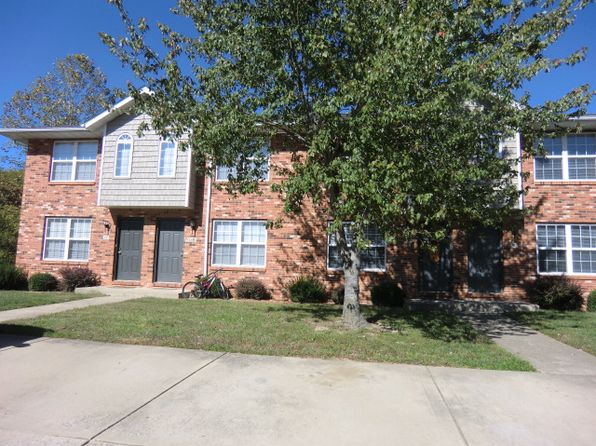 16 Peartree Ln #16