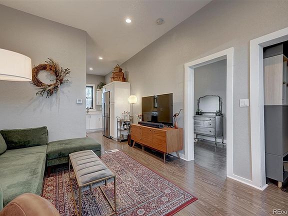 5th image of 1118 W 13th Ave