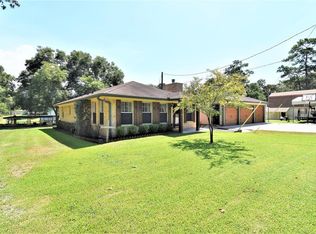 147 S Circle Dr, Livingston, TX 77351