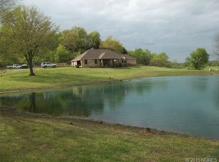 17699 S 410th Rd, Hulbert, OK 74441