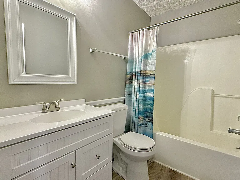 1233 Riyadh Rd — Photo 19