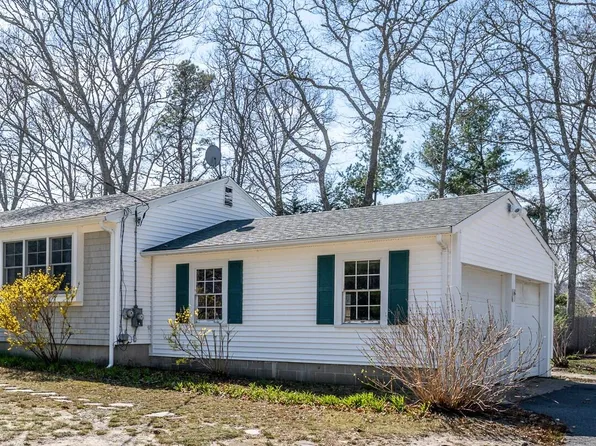 67 Crawford Road, Cotuit, MA 02635