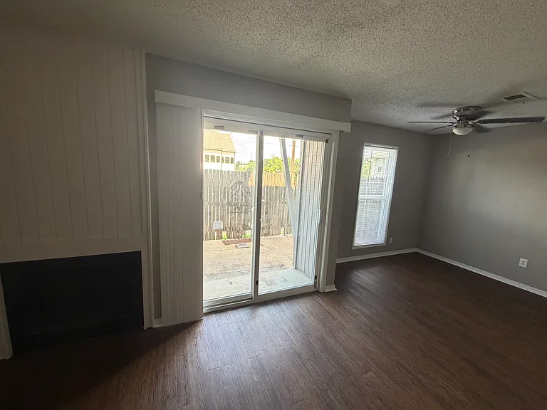 5117 S Delaware Pl #D — Photo 9