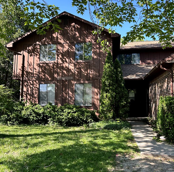 Front of duplex