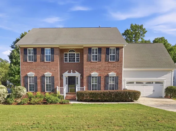 101 Dumont Ct, Apex, NC 27502