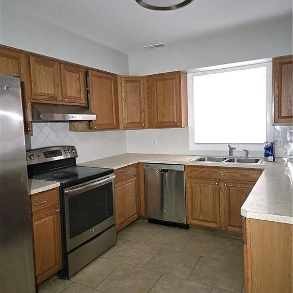 1821 Durham W #1 — Photo 7