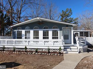 17 Chestnut Ct, Mays Landing, NJ 08330