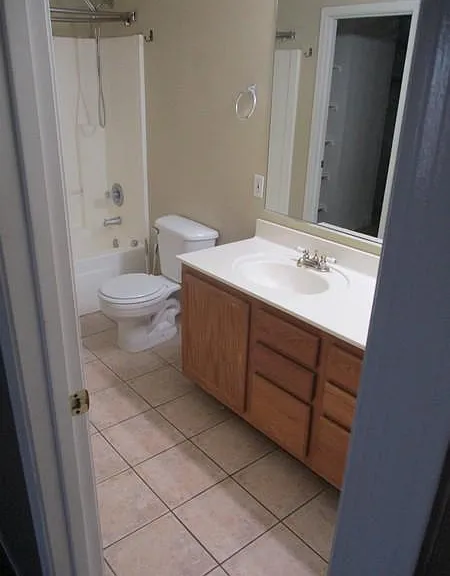642 S Concord St — Photo 7