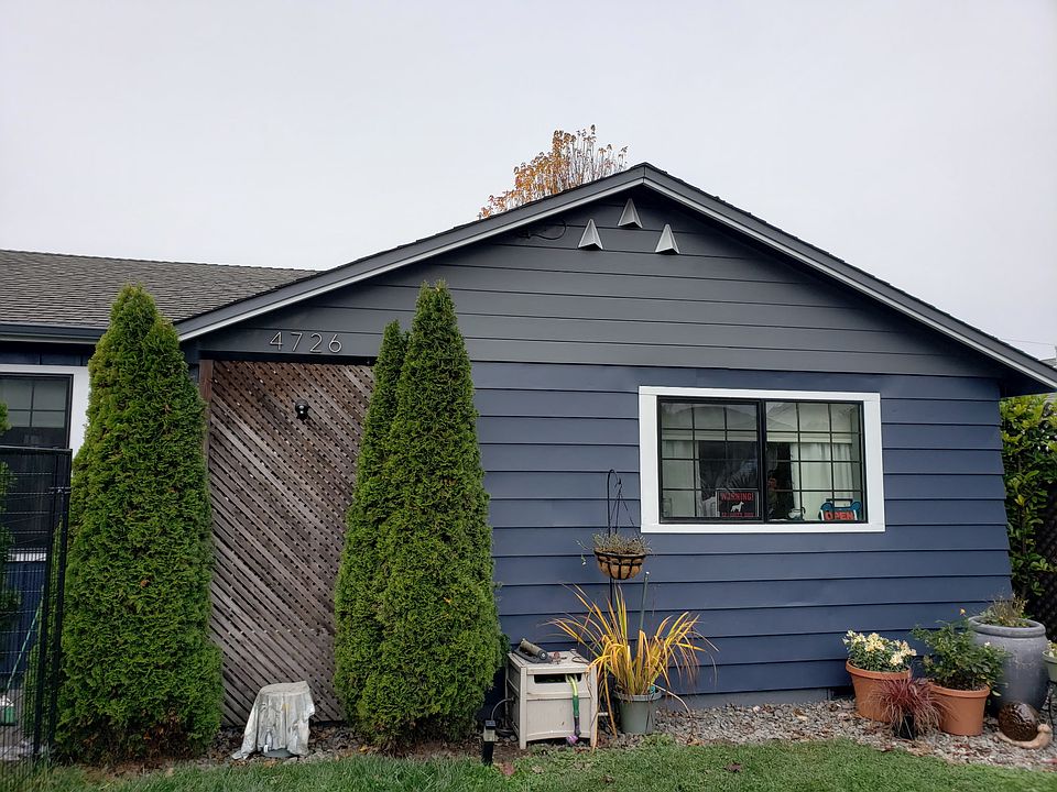 2nd image of 4726 Crane St