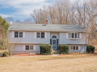 4 Carriage Dr, Colchester, CT 06415