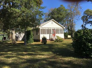 32 Conway St, Walterboro, SC 29488