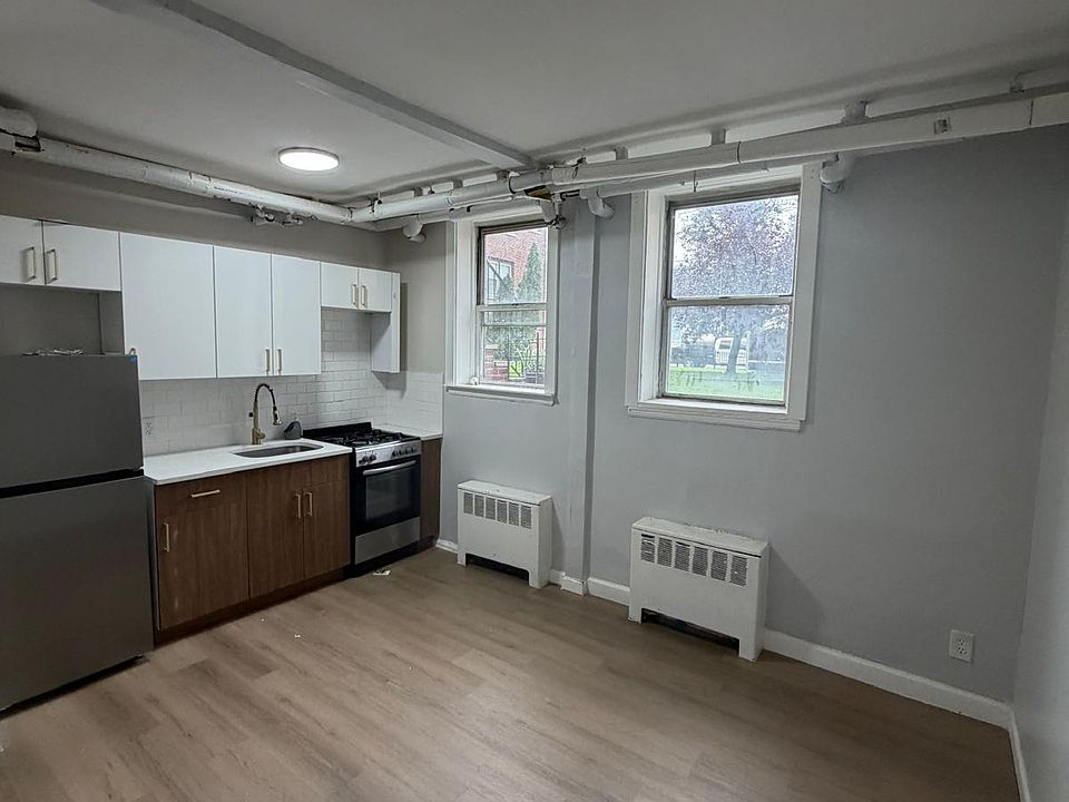 1st image of 40 Irving St #Ba